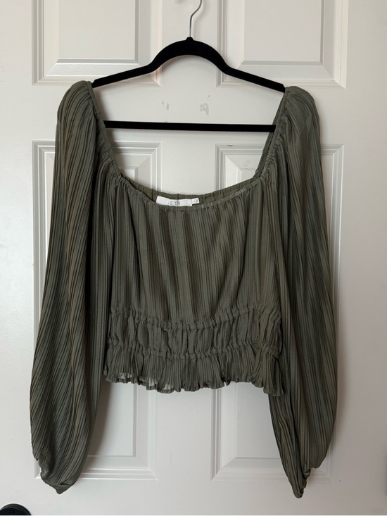 Astr Tops - ASTR Long Sleeve Cropped Blouse